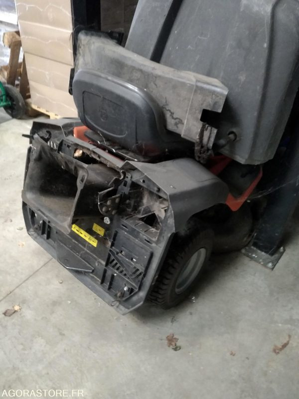 2 tondeuses autoportées - Газонокосарка: фото 4 2 tondeuses autoportées - Газонокосарка: фото 4