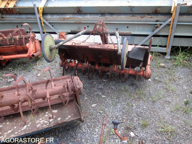 4 ROTOVATORS ou FRAISE ROTATIVES occasions - Будівельне обладнання: фото 4 4 ROTOVATORS ou FRAISE ROTATIVES occasions - Будівельне обладнання: фото 4