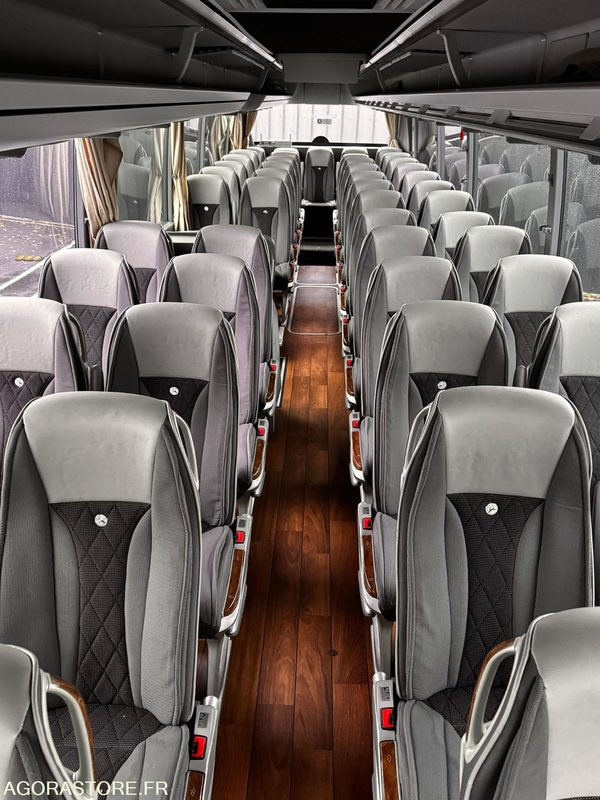 AUTOCAR MERCEDES TRAVEGO 15 RHD / 12M / 49+1+1+WC / 560732KM - Туристичний автобус: фото 4 AUTOCAR MERCEDES TRAVEGO 15 RHD / 12M / 49+1+1+WC / 560732KM - Туристичний автобус: фото 4