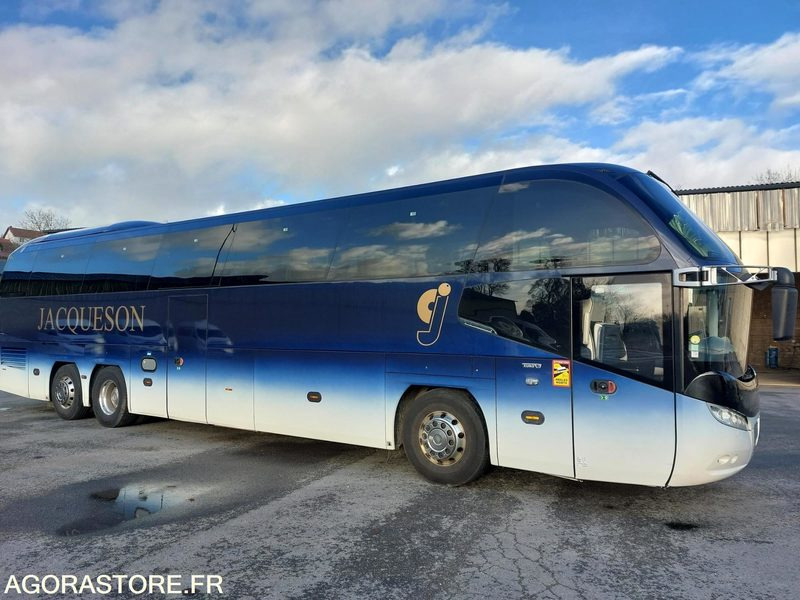 AUTOCAR NEOPLAN CITYLINER P16 L / 14M / 48+1+1+WC / 645008KM - Туристичний автобус: фото 4 AUTOCAR NEOPLAN CITYLINER P16 L / 14M / 48+1+1+WC / 645008KM - Туристичний автобус: фото 4