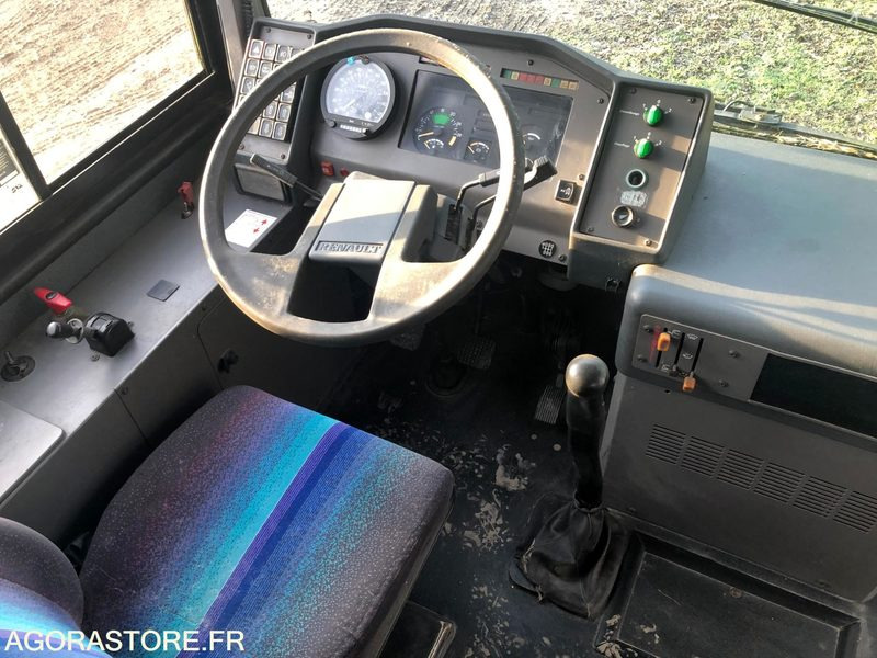 AUTOCAR RENAULT MEDIUM 36 PL - Шкільний автобус: фото 4 AUTOCAR RENAULT MEDIUM 36 PL - Шкільний автобус: фото 4