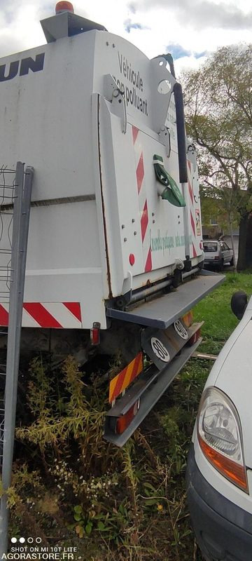 BALAYEUSE FAUN Renault Midlum 150 161800kms 2007 - Підмітально-прибиральна машина: фото 4 BALAYEUSE FAUN Renault Midlum 150 161800kms 2007 - Підмітально-прибиральна машина: фото 4