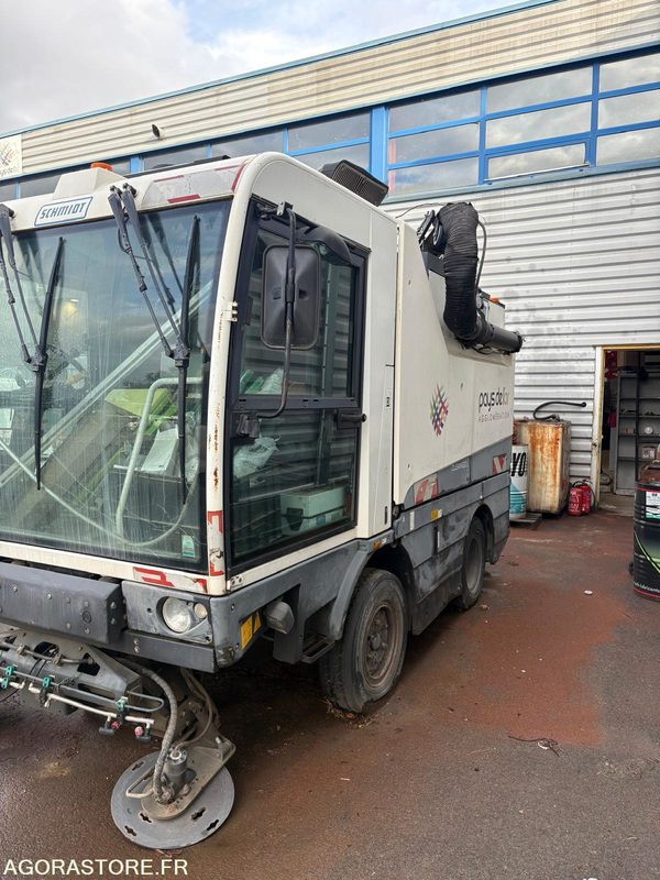 BALAYEUSE SCMIDT CLEANGO 500 AM 2013 MOTEUR HS N°VIN : WSVS2P1P204510198 - Підмітально-прибиральна машина: фото 3 BALAYEUSE SCMIDT CLEANGO 500 AM 2013 MOTEUR HS N°VIN : WSVS2P1P204510198 - Підмітально-прибиральна машина: фото 3