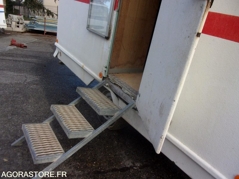 BARAQUE CHANTIER WC VESTIAIRE COIN REPOS N°1 - Будівельне обладнання: фото 2 BARAQUE CHANTIER WC VESTIAIRE COIN REPOS N°1 - Будівельне обладнання: фото 2