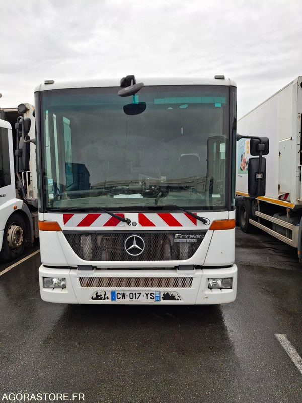 BOM Mercedes Econic 256043 kms 2013 - CW-017-YS - Сміттєвози: фото 2 BOM Mercedes Econic 256043 kms 2013 - CW-017-YS - Сміттєвози: фото 2