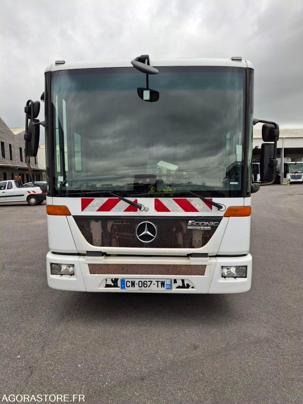 BOM Mercedes Econic 292045 kms 2013 - CW-067-TW - Сміттєвози: фото 2 BOM Mercedes Econic 292045 kms 2013 - CW-067-TW - Сміттєвози: фото 2