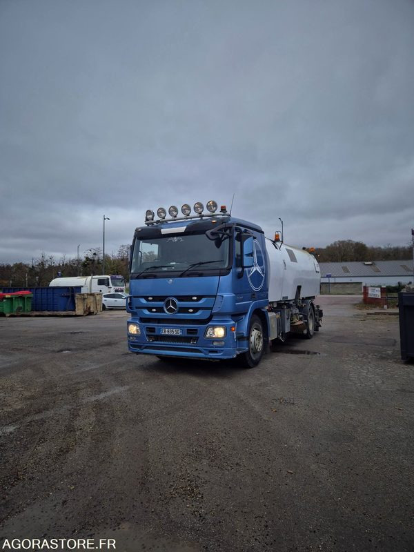 Balayeuse Eurovoirie Optifant 70 TA THP - 2012 - 242 000 heures - Підмітально-прибиральна машина: фото 3 Balayeuse Eurovoirie Optifant 70 TA THP - 2012 - 242 000 heures - Підмітально-прибиральна машина: фото 3