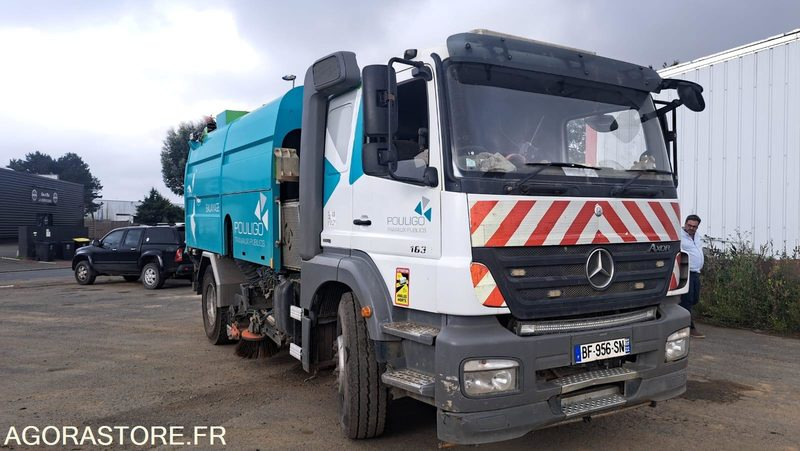 Balayeuse chantier MERCEDES 1833 - 264635KM - 2011 - Підмітально-прибиральна машина: фото 2 Balayeuse chantier MERCEDES 1833 - 264635KM - 2011 - Підмітально-прибиральна машина: фото 2