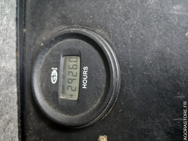 Balayeuse de voirie - Підмітально-прибиральна машина: фото 1 Balayeuse de voirie - Підмітально-прибиральна машина: фото 1