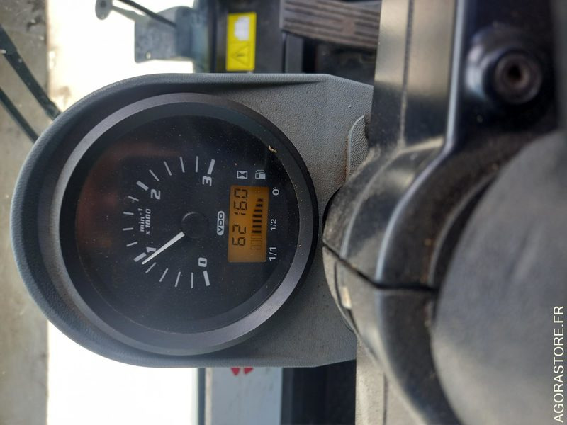 Balayeuse de voirie - Підмітально-прибиральна машина: фото 2 Balayeuse de voirie - Підмітально-прибиральна машина: фото 2