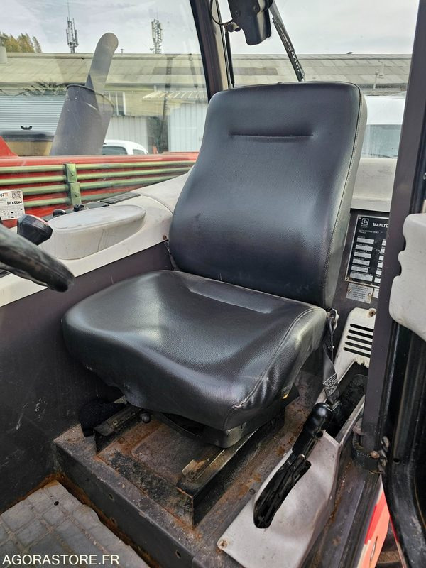 CHARIOT ELECATEUR MANITOU MT732 - 2004 - 5207H - Дизельний навантажувач: фото 5 CHARIOT ELECATEUR MANITOU MT732 - 2004 - 5207H - Дизельний навантажувач: фото 5