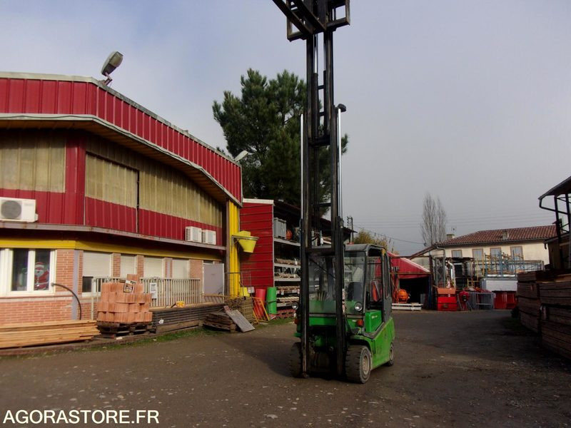 CHARIOT ÉLÉVATEUR 3 TONNES POSITIONNEUR DE FOURCHES ELECTRIQUE CESAB - Електронавантажувач: фото 3 CHARIOT ÉLÉVATEUR 3 TONNES POSITIONNEUR DE FOURCHES ELECTRIQUE CESAB - Електронавантажувач: фото 3