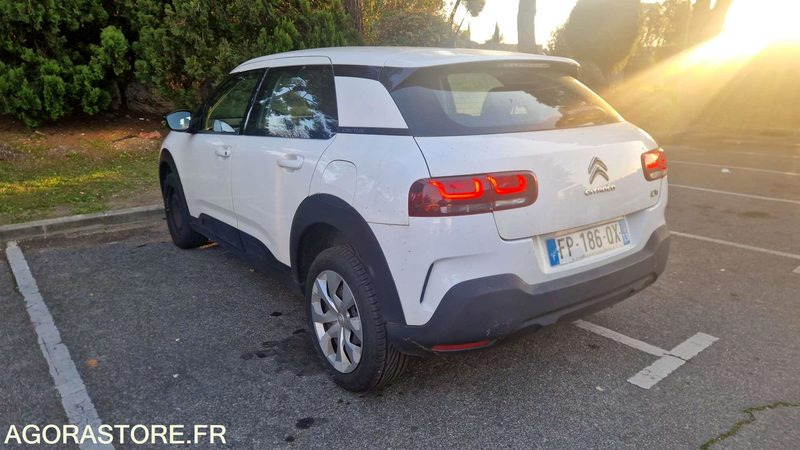 CITROËN C4 - 2020 / 138605 KM (FP-186-QX) - Легковий автомобіль: фото 3 CITROËN C4 - 2020 / 138605 KM (FP-186-QX) - Легковий автомобіль: фото 3