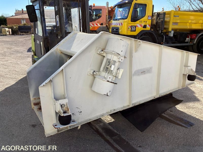 CRIBLE VIBRANT - SCALPEUR - JOEST - NEUF - Грохот: фото 1 CRIBLE VIBRANT - SCALPEUR - JOEST - NEUF - Грохот: фото 1