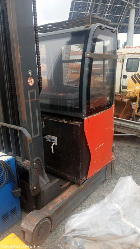 Chariot frontal - Fenwick - 2014 - R16 - Рiч-трак: фото 1 Chariot frontal - Fenwick - 2014 - R16 - Рiч-трак: фото 1