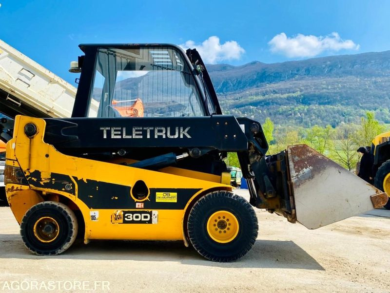 Chariot télescopique Teletruk JCB TLT30D - Année 2004 - 3870 h - Навантажувач телескопічний: фото 5 Chariot télescopique Teletruk JCB TLT30D - Année 2004 - 3870 h - Навантажувач телескопічний: фото 5