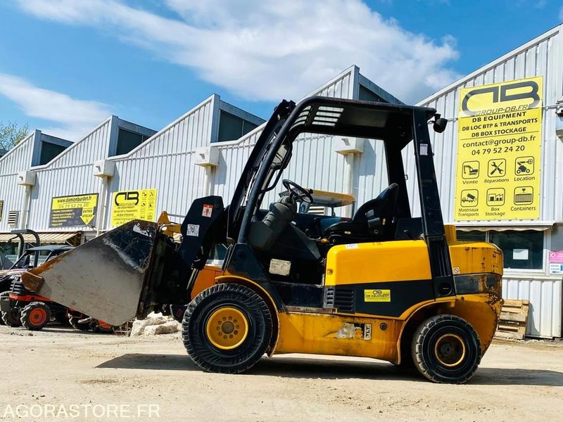 Chariot télescopique Teletruk JCB TLT30D - Année 2004 - 3870 h - Навантажувач телескопічний: фото 2 Chariot télescopique Teletruk JCB TLT30D - Année 2004 - 3870 h - Навантажувач телескопічний: фото 2