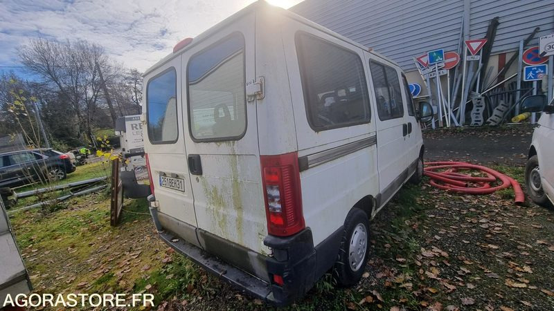 Citroen Jumper non roulant 2004 KM inconnu - Мікроавтобус, Пасажирський фургон: фото 3 Citroen Jumper non roulant 2004 KM inconnu - Мікроавтобус, Пасажирський фургон: фото 3