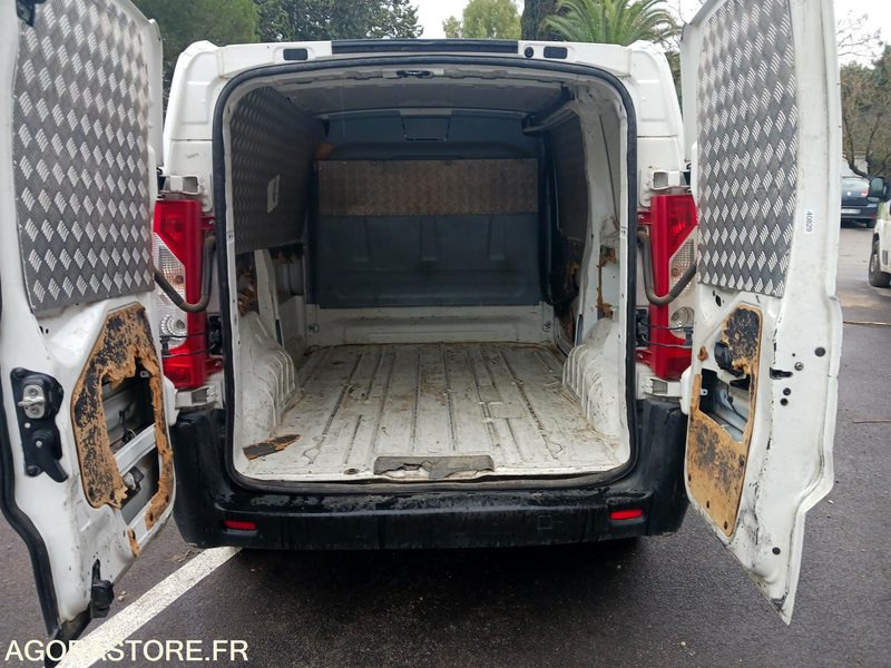 Суцільнометалевий фургон Citroën Jumpy: фото 7
