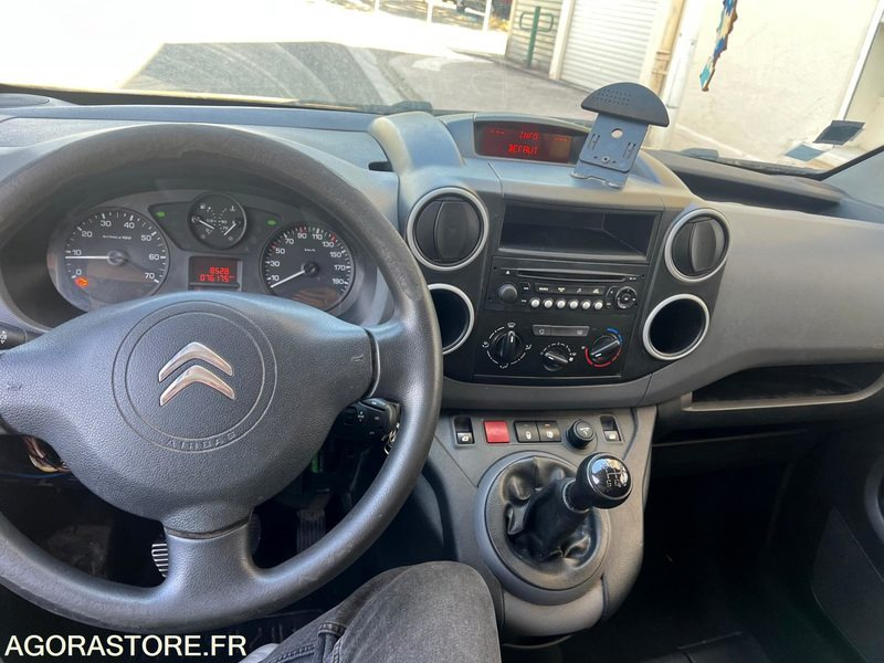 Citroen berlingo - 2016 - 76000km - Легковий автомобіль: фото 2 Citroen berlingo - 2016 - 76000km - Легковий автомобіль: фото 2