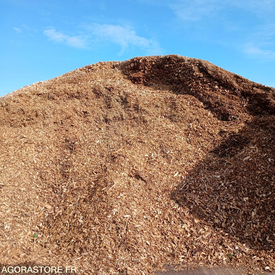 Copeaux de feuillus 20m3 (25€/m3) - Техніка для саду та городу: фото 1 Copeaux de feuillus 20m3 (25€/m3) - Техніка для саду та городу: фото 1