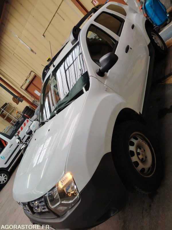 DACIA DUSTER - Позашляховик: фото 4 DACIA DUSTER - Позашляховик: фото 4