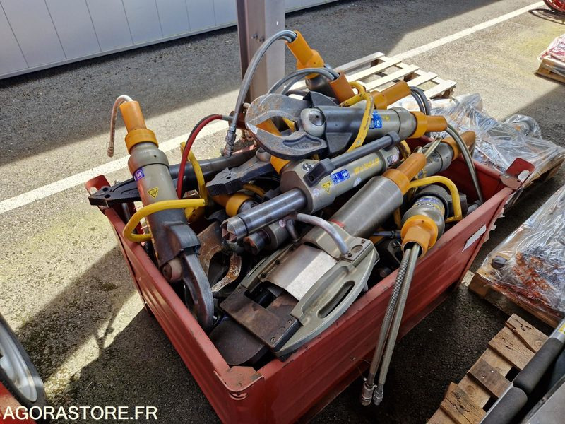 Ensembles d’outils hydrauliques- LOT 5 - Інструмент/ Обладнання: фото 1 Ensembles d’outils hydrauliques- LOT 5 - Інструмент/ Обладнання: фото 1
