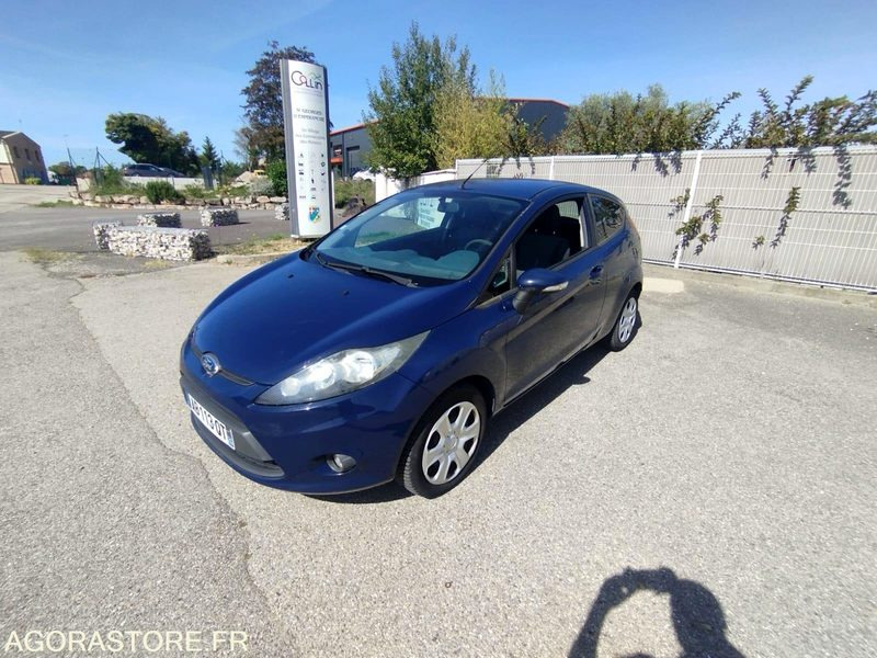 FORD FIESTA 1.4 TDCI DIESEL - ANNEE 2009 - 168000 KMS - 5 PLACES - Легковий автомобіль: фото 2 FORD FIESTA 1.4 TDCI DIESEL - ANNEE 2009 - 168000 KMS - 5 PLACES - Легковий автомобіль: фото 2
