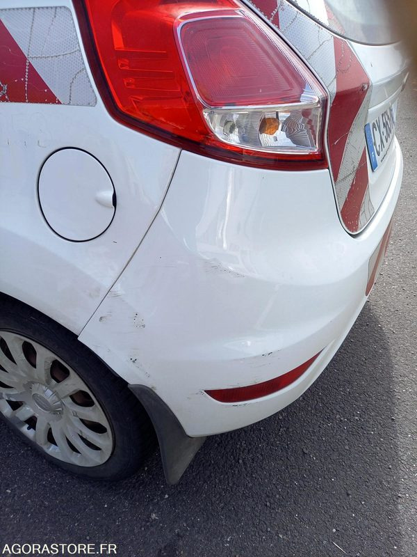 FORD FIESTA TDCI 70 FAP TREND -5 PORTES - Легковий автомобіль: фото 3 FORD FIESTA TDCI 70 FAP TREND -5 PORTES - Легковий автомобіль: фото 3