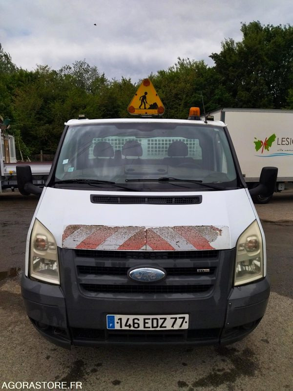 FORD TRANSIT BENNE SIMPLE CABINE DE 2006 - Малотоннажний самоскид: фото 1 FORD TRANSIT BENNE SIMPLE CABINE DE 2006 - Малотоннажний самоскид: фото 1