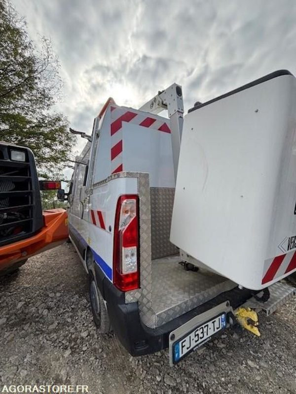 FOURGON NACELLE RENAULT MASTER ET NACELLE VERSALIFT 11.3 M 2019 110329 KM - Автовишка: фото 5 FOURGON NACELLE RENAULT MASTER ET NACELLE VERSALIFT 11.3 M 2019 110329 KM - Автовишка: фото 5