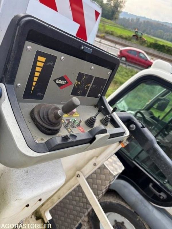 FOURGON NACELLE RENAULT MASTER ET NACELLE VERSALIFT 11.3 M 2019 110329 KM - Автовишка: фото 2 FOURGON NACELLE RENAULT MASTER ET NACELLE VERSALIFT 11.3 M 2019 110329 KM - Автовишка: фото 2