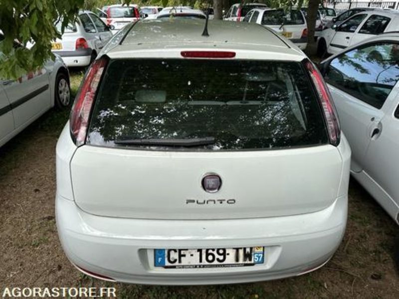 Fiat Punto - CF169TW - Легковий автомобіль: фото 4 Fiat Punto - CF169TW - Легковий автомобіль: фото 4