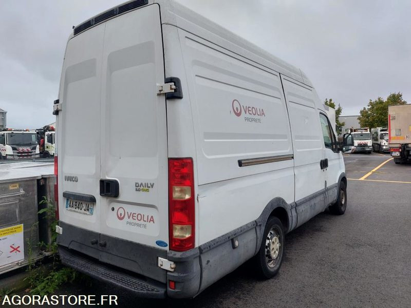 Fourgon IVECO Daily CNG- AA-840-JA - 176200 km (BARA - R51754) - Суцільнометалевий фургон: фото 4 Fourgon IVECO Daily CNG- AA-840-JA - 176200 km (BARA - R51754) - Суцільнометалевий фургон: фото 4