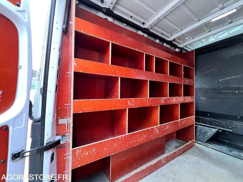 Fourgon Mercedes-Benz SPRINTER 2 V6 3L 190cv - 2014 - 143500Kms - Суцільнометалевий фургон: фото 4 Fourgon Mercedes-Benz SPRINTER 2 V6 3L 190cv - 2014 - 143500Kms - Суцільнометалевий фургон: фото 4