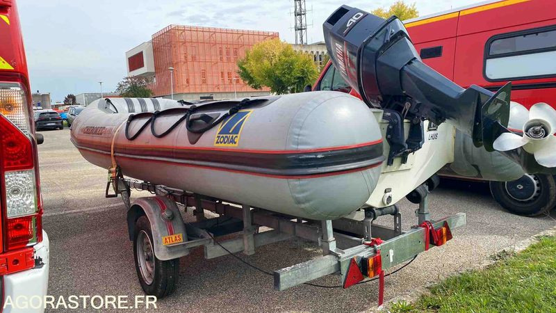 Zodiac Cherokee moteur Yamaha 1993 - Інша техніка: фото 1 Zodiac Cherokee moteur Yamaha 1993 - Інша техніка: фото 1