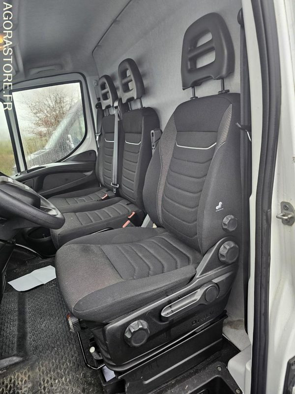 Iveco daily 35S14 - 2022 - 8815 Kms - Суцільнометалевий фургон: фото 5 Iveco daily 35S14 - 2022 - 8815 Kms - Суцільнометалевий фургон: фото 5