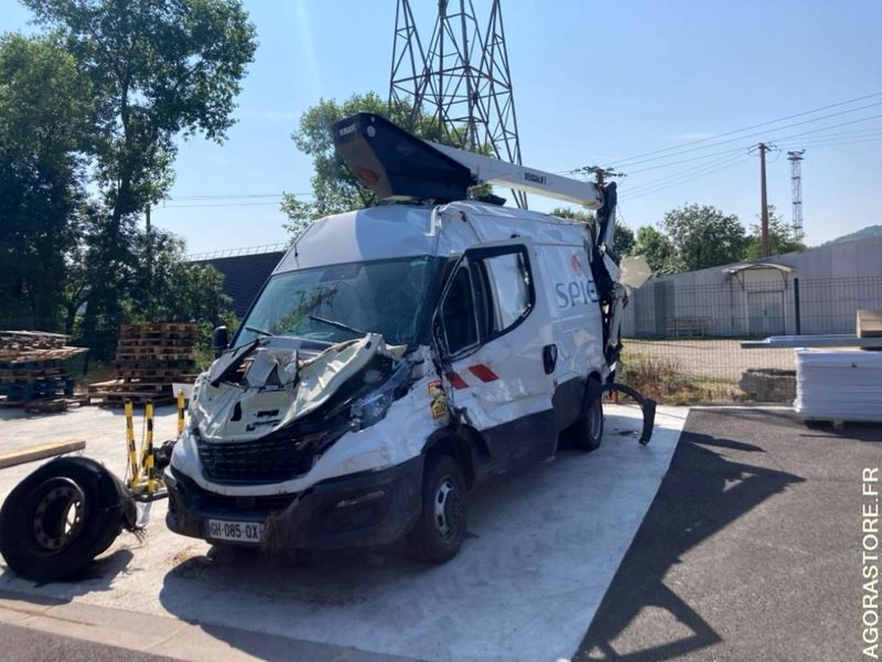 IVECO DAILY 50C18 NACELLE VERSALIFT - Комерційний автомобіль: фото 2 IVECO DAILY 50C18 NACELLE VERSALIFT - Комерційний автомобіль: фото 2