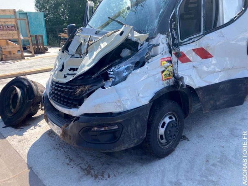 IVECO DAILY 50C18 NACELLE VERSALIFT - Комерційний автомобіль: фото 5 IVECO DAILY 50C18 NACELLE VERSALIFT - Комерційний автомобіль: фото 5