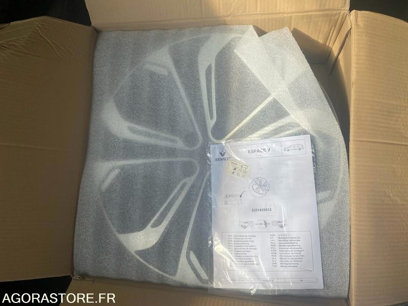 LOT DE 56 JANTES ALUMINIUM ORIGINE RENAULT ESPACE V EN 20 POUCES BI-TON - Інструмент/ Обладнання: фото 4 LOT DE 56 JANTES ALUMINIUM ORIGINE RENAULT ESPACE V EN 20 POUCES BI-TON - Інструмент/ Обладнання: фото 4
