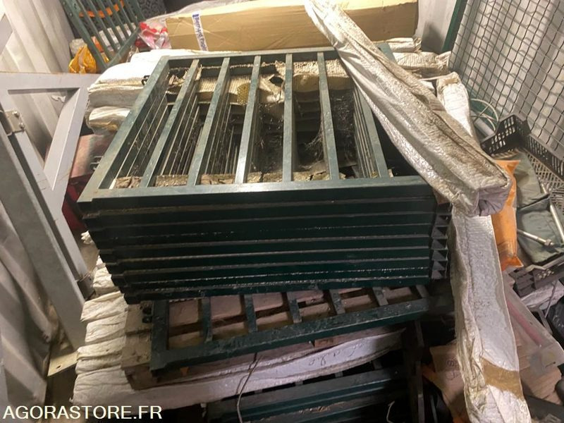 Lot de 10 portillons ACIER 100x100 Jamais mis en place - Техніка для саду та городу: фото 3 Lot de 10 portillons ACIER 100x100 Jamais mis en place - Техніка для саду та городу: фото 3