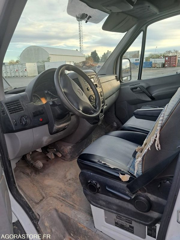 MERCEDES SPRINTER - 2014 / 250206 KM (Mfc078) - Суцільнометалевий фургон: фото 5 MERCEDES SPRINTER - 2014 / 250206 KM (Mfc078) - Суцільнометалевий фургон: фото 5