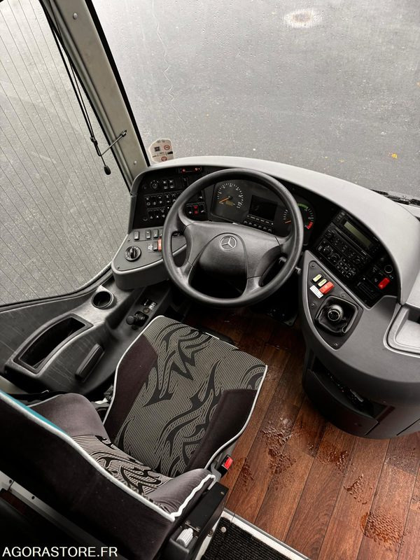 MERCEDES TOURISMO 16 RHD / 13M / 53+1+1+WC+PMR / 592 350KM - Туристичний автобус: фото 4 MERCEDES TOURISMO 16 RHD / 13M / 53+1+1+WC+PMR / 592 350KM - Туристичний автобус: фото 4