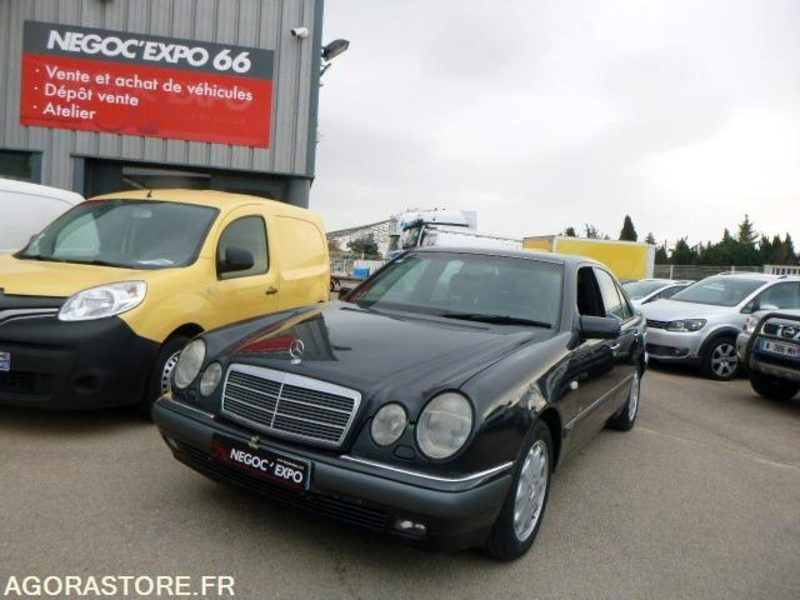 MERCEDES classe E 420 v8 W210 - 1996 - immatriculation espagnole - Легковий автомобіль: фото 4 MERCEDES classe E 420 v8 W210 - 1996 - immatriculation espagnole - Легковий автомобіль: фото 4