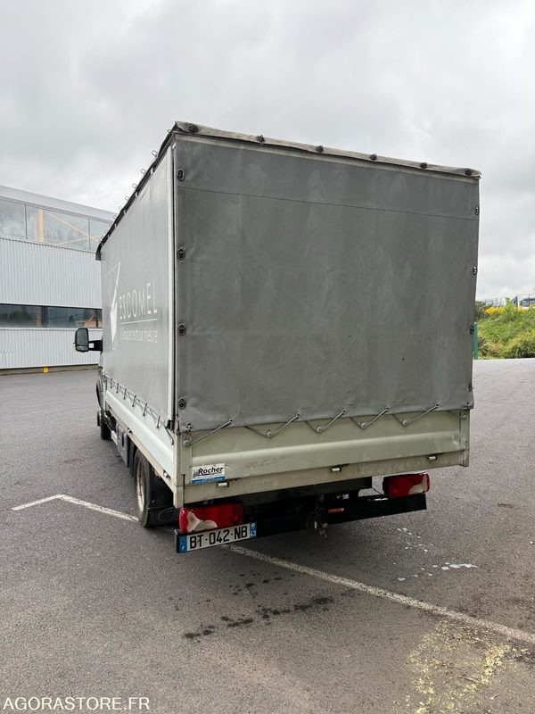 Mercedes Sprinter 519 empattement 3700 mm - 2011 - 258306KM - Суцільнометалевий фургон: фото 5 Mercedes Sprinter 519 empattement 3700 mm - 2011 - 258306KM - Суцільнометалевий фургон: фото 5
