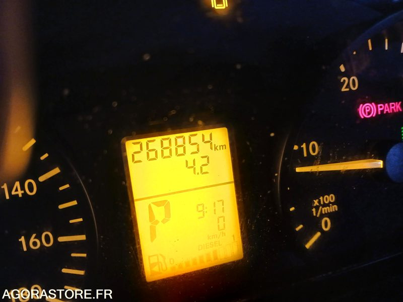 Mercedes sprinter ANNEE 2015 BOITE AUTO - Малотоннажний самоскид: фото 5 Mercedes sprinter ANNEE 2015 BOITE AUTO - Малотоннажний самоскид: фото 5