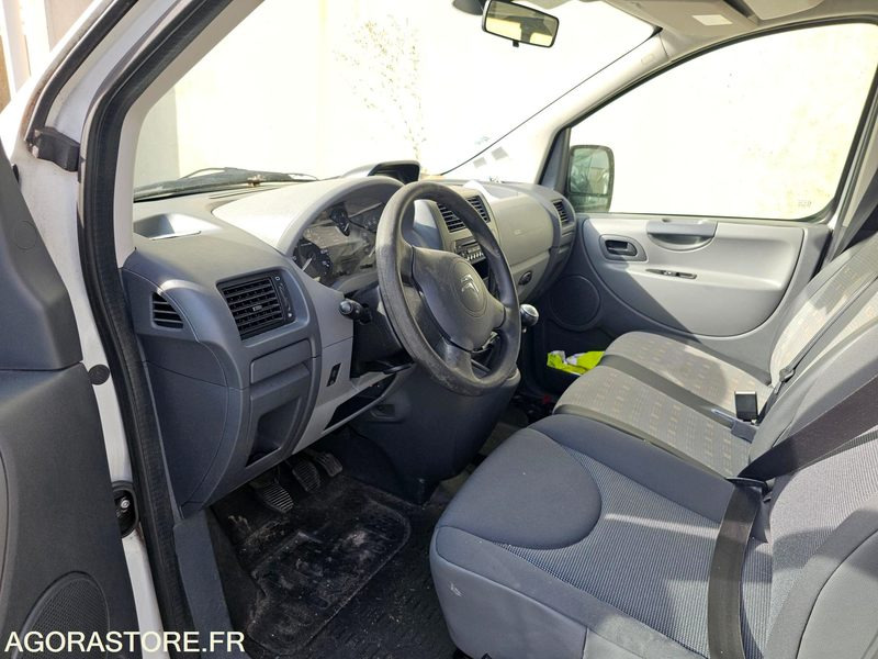 Minibus JUMPY "sans CT" non roulant - Мікроавтобус, Пасажирський фургон: фото 3 Minibus JUMPY "sans CT" non roulant - Мікроавтобус, Пасажирський фургон: фото 3