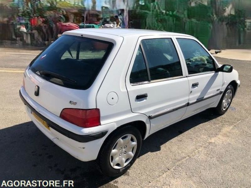 PEUGEOT 106 FINITION ZEN ESSENCE - Легковий автомобіль: фото 3 PEUGEOT 106 FINITION ZEN ESSENCE - Легковий автомобіль: фото 3