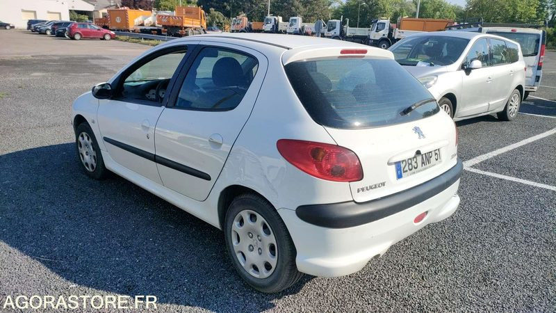 PEUGEOT 206 - 2005 - 142538kms - Легковий автомобіль: фото 3 PEUGEOT 206 - 2005 - 142538kms - Легковий автомобіль: фото 3