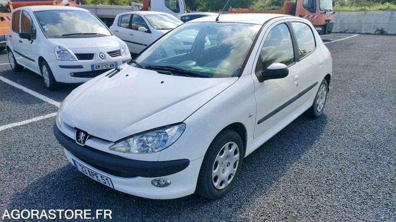 PEUGEOT 206 - 2005 - 209619kms - Легковий автомобіль: фото 1 PEUGEOT 206 - 2005 - 209619kms - Легковий автомобіль: фото 1